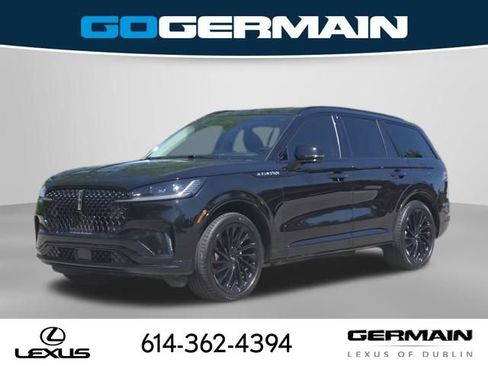 Used 2025 Lincoln Aviator Reserve w/ Jet Appearance Package AWD/4WD image 1