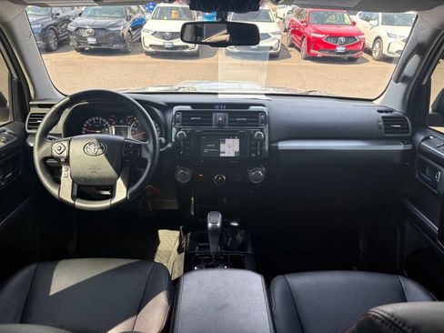 Used 2019 Toyota 4Runner TRD Off-Road Premium AWD/4WD image 26