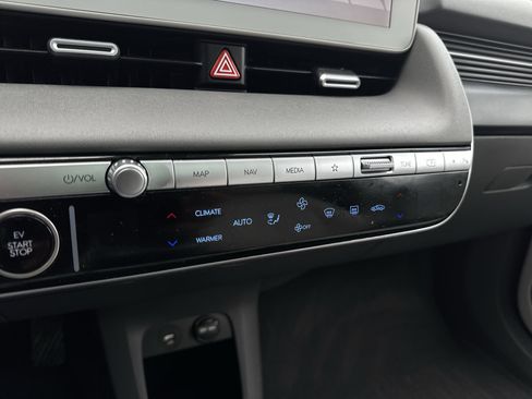 Used 2024 Hyundai Ioniq 5 Limited image 36