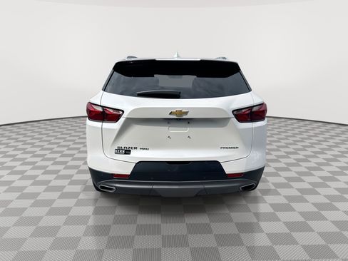 Certified 2022 Chevrolet Blazer Premier w/ Enhanced Convenience Package AWD/4WD image 7