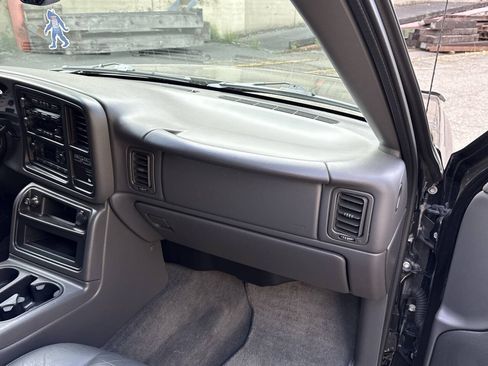 Used 2003 Chevrolet Silverado 1500 SS AWD/4WD image 21