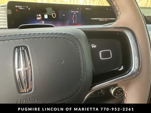 New 2026 Lincoln Navigator Black Label AWD/4WD image 19