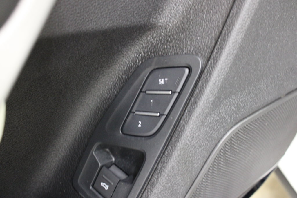 Used 2025 Audi Q3 2.0T Premium Plus AWD/4WD image 19