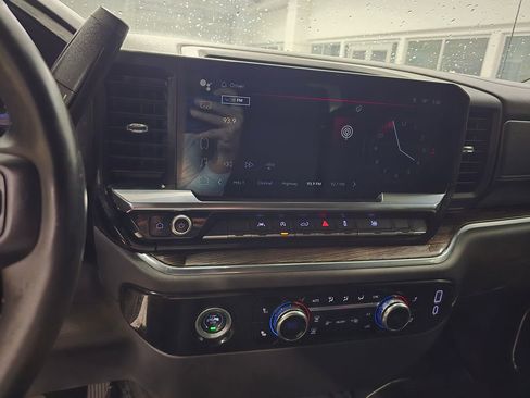 Used 2024 GMC Sierra 1500 Elevation AWD/4WD image 25