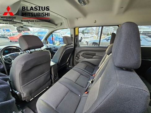 Used 2016 Ford Transit Connect XL image 17