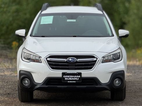 Used 2019 Subaru Outback 2.5i Premium AWD/4WD image 2