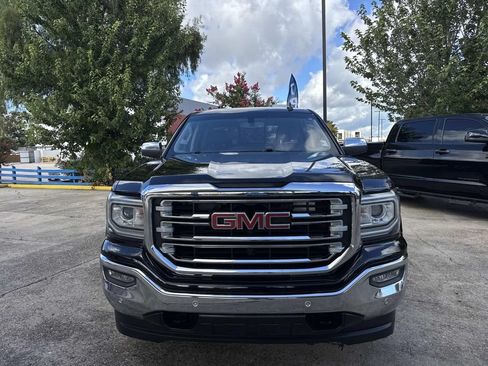 Used 2018 GMC Sierra 1500 SLT w/ SLT Premium Package AWD/4WD image 2