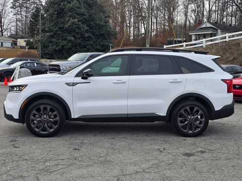 Used 2023 Kia Sorento SX Prestige image 17
