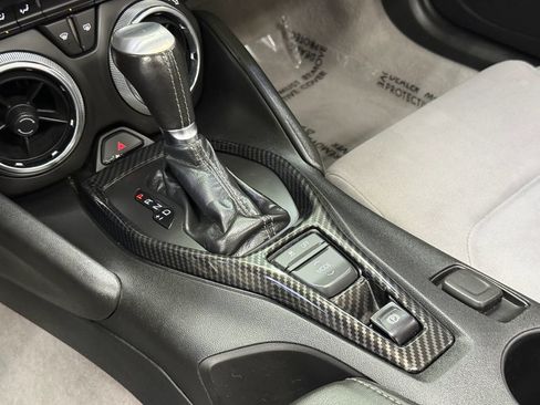 Used 2020 Chevrolet Camaro LT RWD image 16