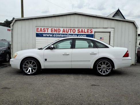 Used 2005 Ford Five Hundred Limited image 2