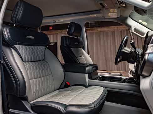 Used 2024 Ford F250 Limited w/ FX4 Off-Road Package image 27