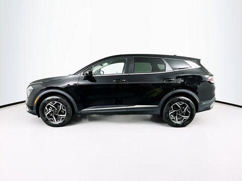 Used 2025 Kia Sportage LX AWD/4WD image 4