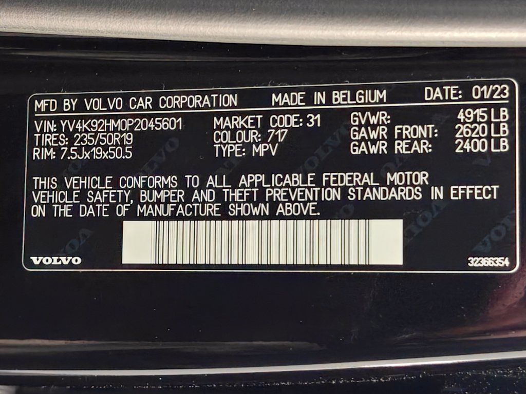 Used 2023 Volvo XC40 B4 Ultimate FWD image 66