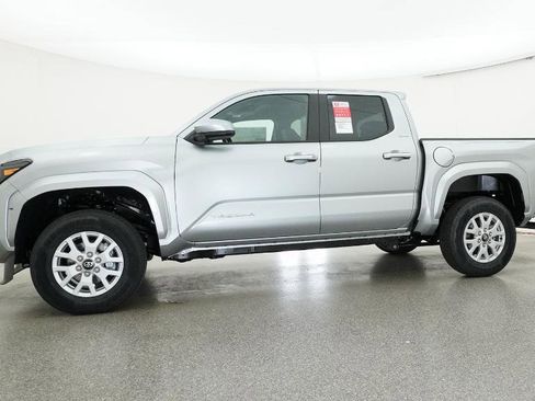 New 2026 Toyota Tacoma SR5 image 13