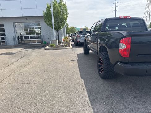 Used 2014 Toyota Tundra SR5 w/ TRD Off Road Package image 13