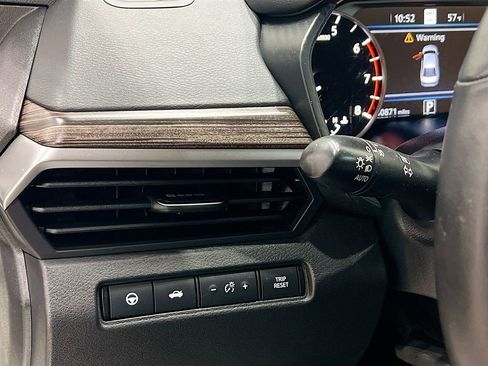 Used 2020 Nissan Altima 2.0 Platinum image 18