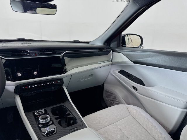 New 2026 Jeep Cherokee Laredo AWD/4WD image 22
