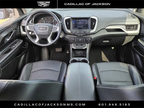 Used 2024 GMC Terrain SLT image 9