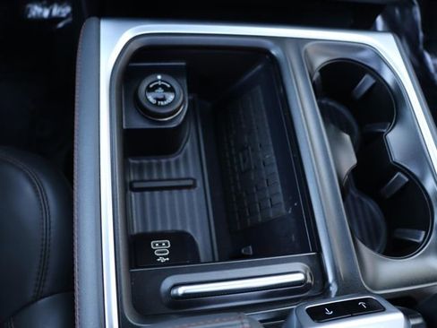 Used 2025 Ford Expedition Active AWD/4WD image 27