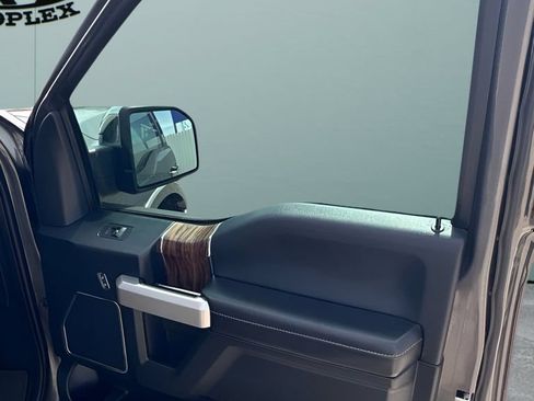 Used 2018 Ford F150 Lariat RWD image 19