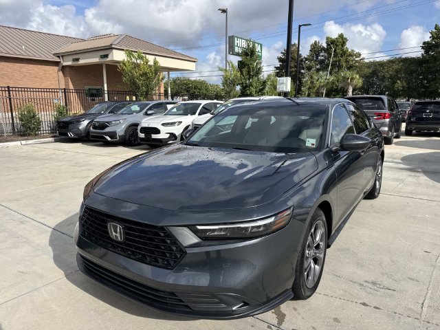Used 2023 Honda Accord EX image 3