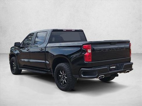 Used 2021 Chevrolet Silverado 1500 LT AWD/4WD image 8