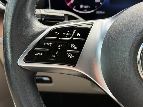 Used 2022 Mercedes-Benz C 300 Sedan image 12