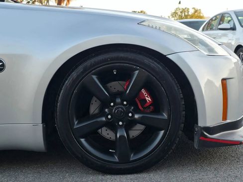 Used 2008 Nissan 350Z Touring image 10