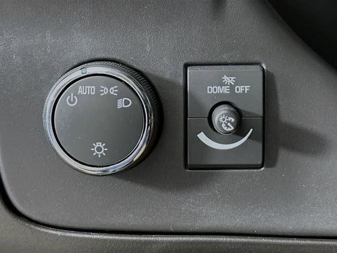 Used 2023 GMC Savana 2500 RWD image 25