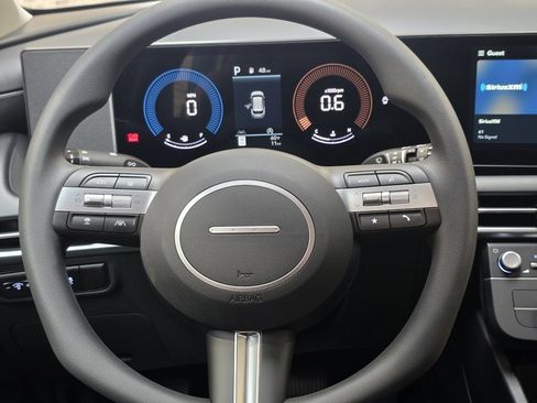 New 2026 Hyundai Tucson SE image 17