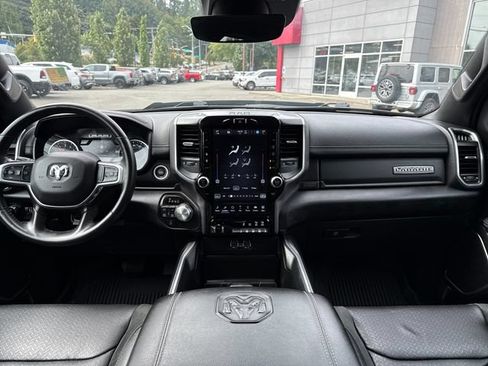 Used 2023 RAM 1500 Laramie AWD/4WD image 11