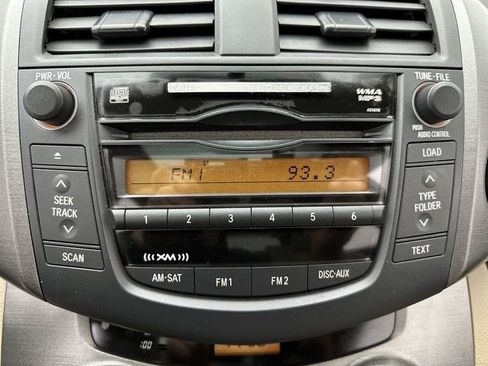 Used 2011 Toyota RAV4 2WD image 16