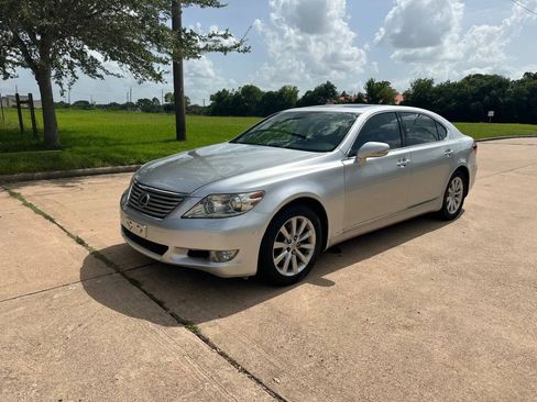 Used 2011 Lexus LS 460 L w/ Rear Seat Upgrade Pkg AWD/4WD image 7
