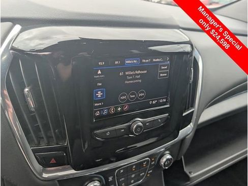Certified 2023 Chevrolet Traverse LT image 22