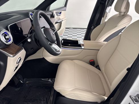 New 2026 Mercedes-Benz GLC 300 4MATIC image 19