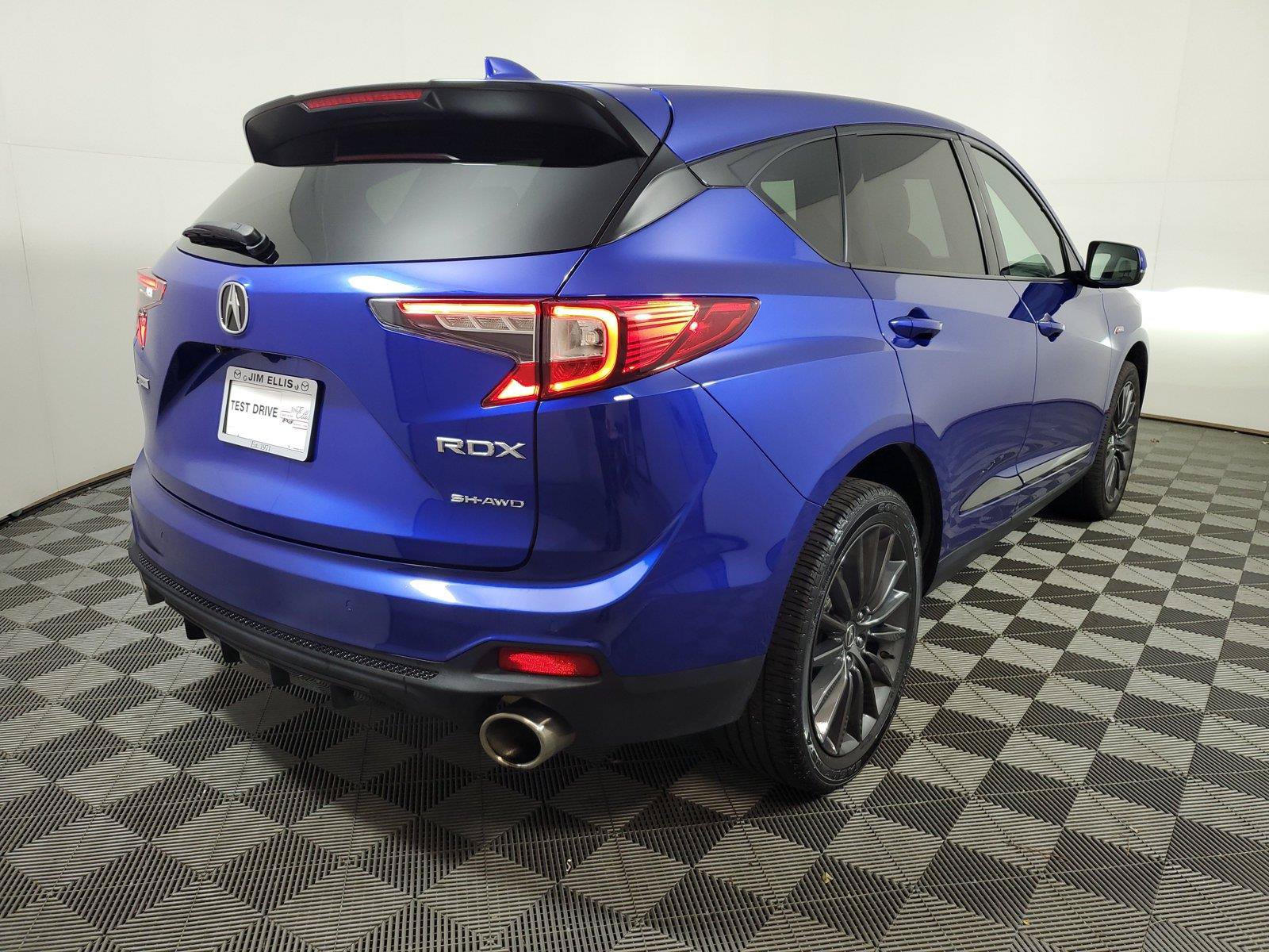 Used 2023 Acura RDX w/ Advance Package AWD/4WD image 4