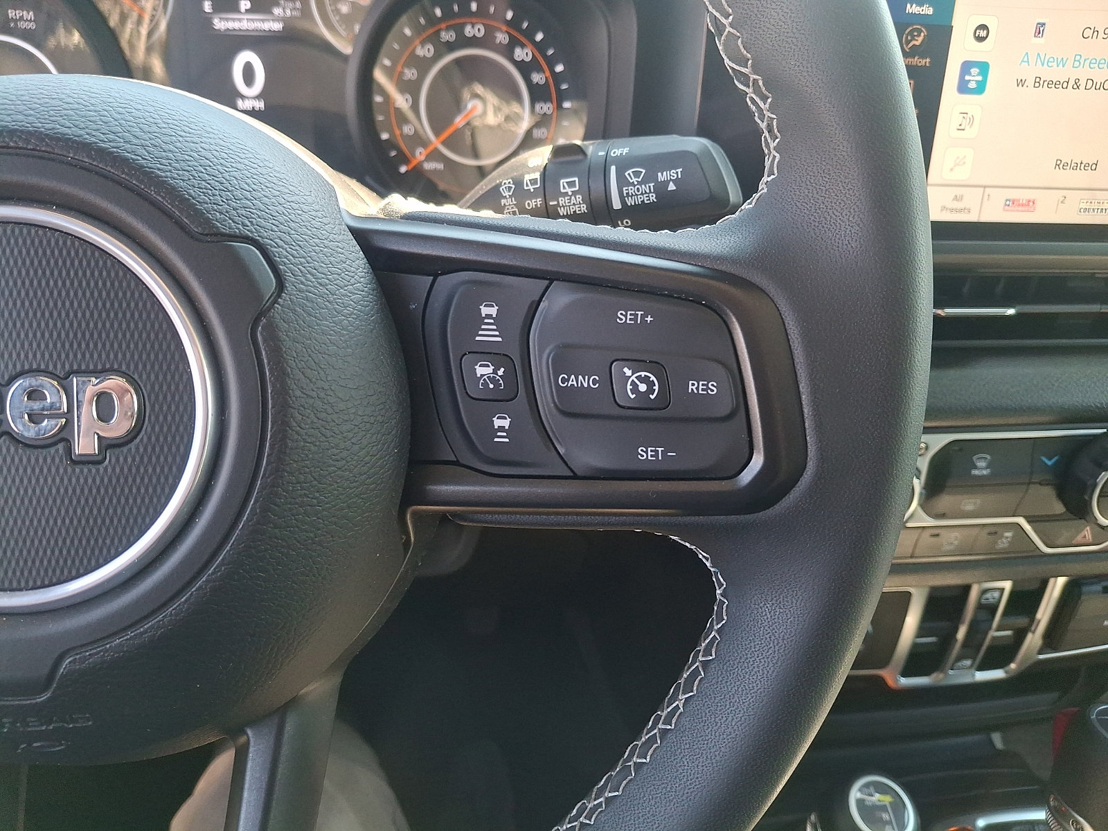 Used 2025 Jeep Wrangler Unlimited Sport AWD/4WD image 20