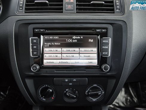 Used 2015 Volkswagen Jetta S image 20