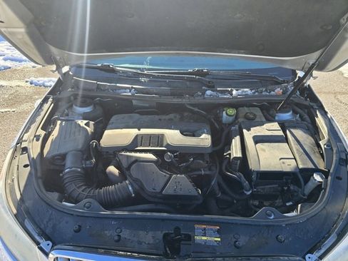 Used 2011 Buick LaCrosse CXL image 25