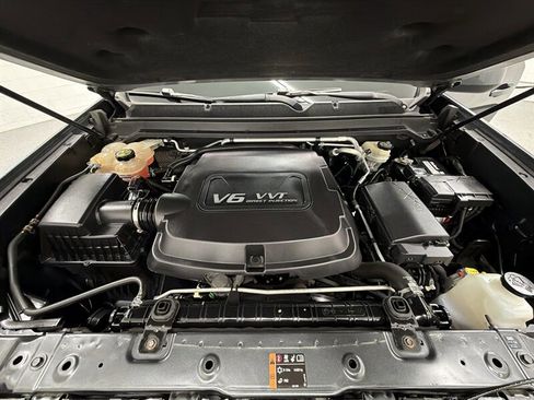 Used 2016 Chevrolet Colorado LT w/ LT Convenience Package AWD/4WD image 9