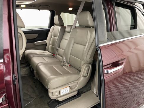 Used 2015 Honda Odyssey EX-L image 41