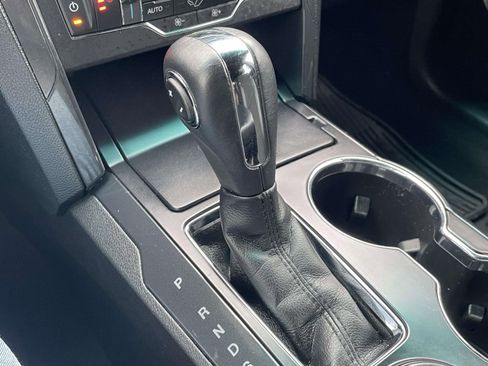 Used 2019 Ford Explorer XLT w/ Equipment Group 202A image 35