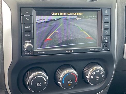 Used 2017 Jeep Compass High Altitude FWD image 11