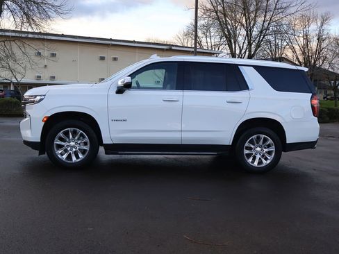 Used 2024 Chevrolet Tahoe Premier image 3