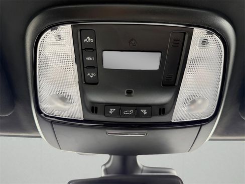 Used 2024 Dodge Durango R/T image 39