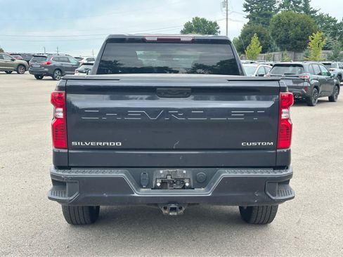 Used 2023 Chevrolet Silverado 1500 Custom AWD/4WD image 6