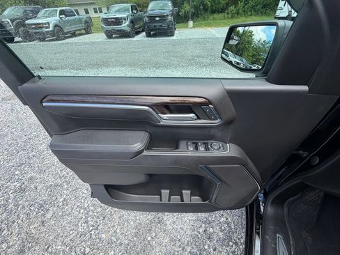 Used 2023 GMC Sierra 1500 Elevation AWD/4WD image 5