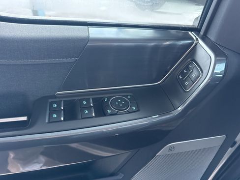 Certified 2023 Ford F150 Lariat w/ Equipment Group 502A High image 28