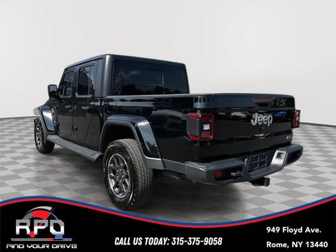 Used 2020 Jeep Gladiator Overland AWD/4WD image 3