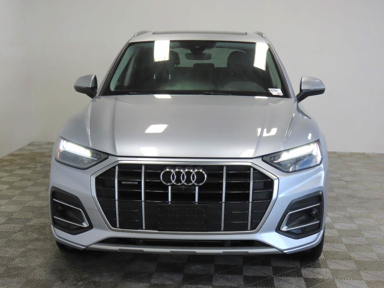 Used 2023 Audi Q5 2.0T Premium Plus AWD/4WD image 2